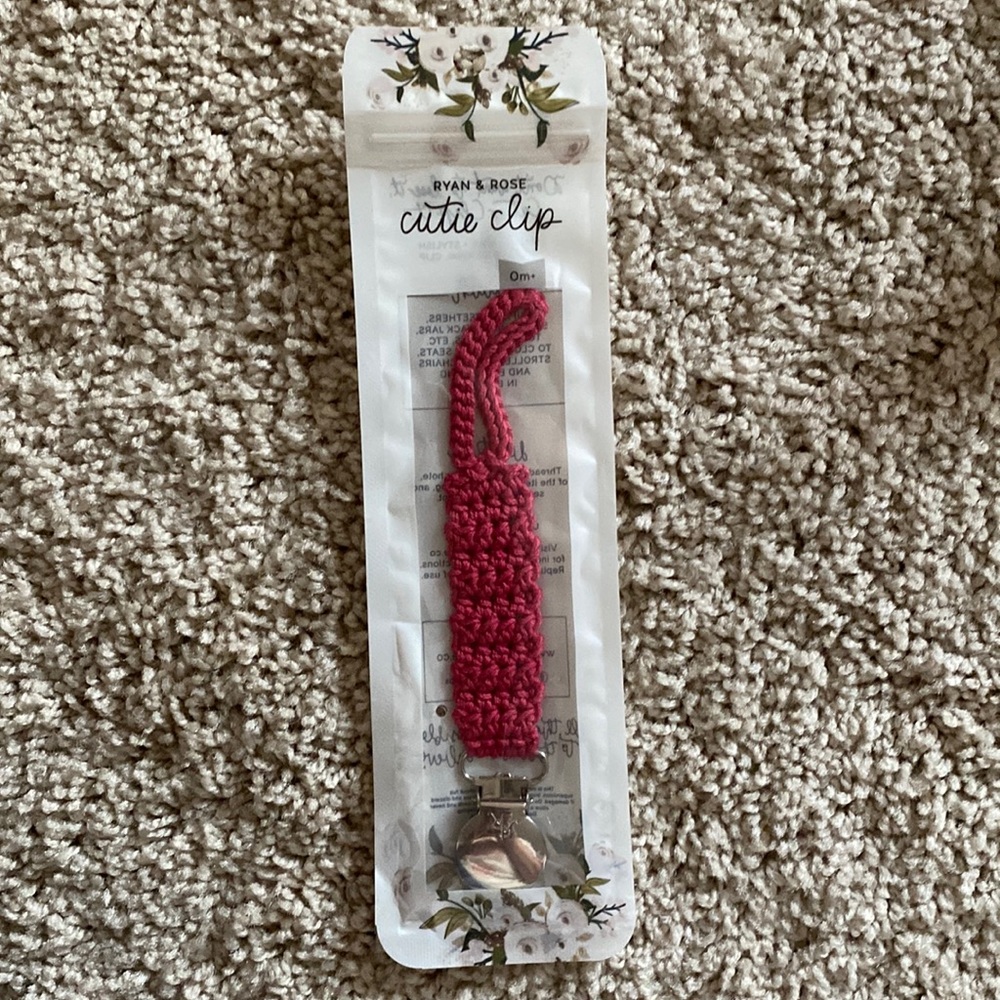 Ryan and Rose Cutie Clip - knitted